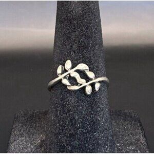 Vintage Estate Antique Silver Tone Stem Leaf Floral Flower Ring - Size 5.5